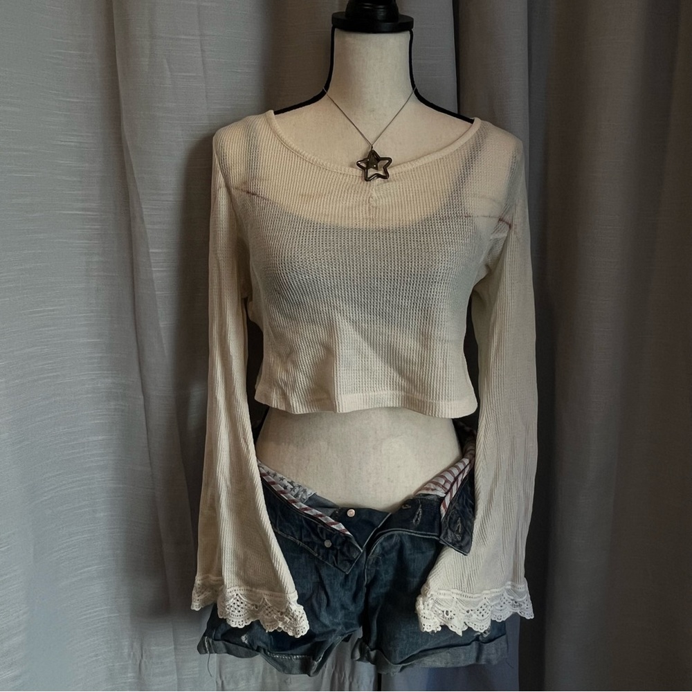 Y2k Bell Sleeve Crop Top